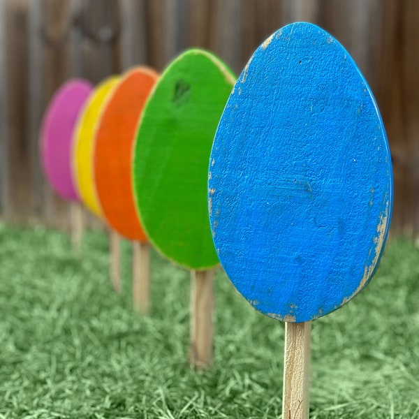 Easter Egg Yard Stakes, Farmhouse Easter, Yard Art, Easter Yard Decor, Teacher gift, outdoor easter decor, wood easter decor, Rustic Easter