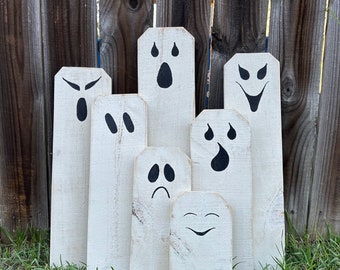 Ghost Decoration, wood ghost, ghost family, Halloween decor, Spooky ghost