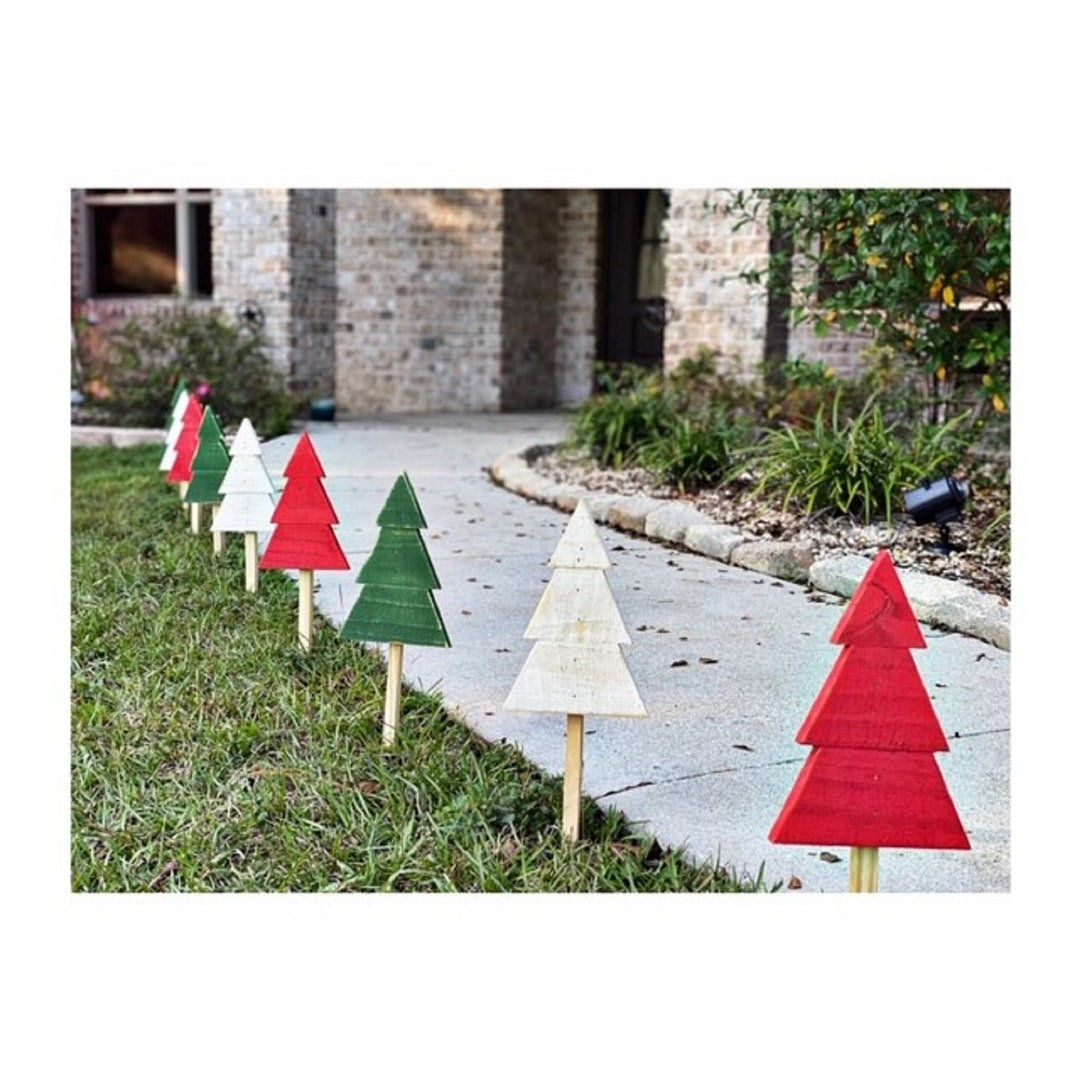 Set of 6 Christmas Tree Yard Art, Outdoor Christmas Decor, Farmhouse