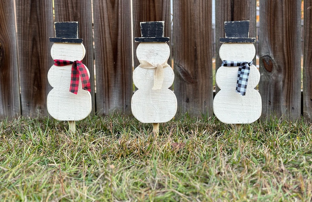 Set of 3 Wood Snowman Yard Stakes, Christmas Outdoor Decorations