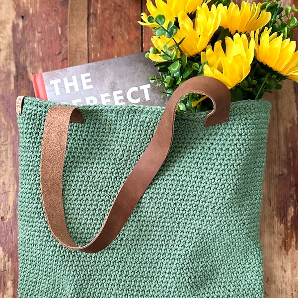 Linen & Cotton Tote Bag with Chain Print