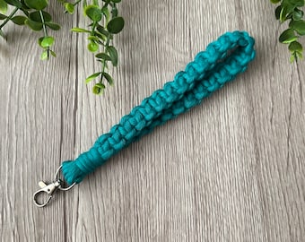 1 Teal Macrame Wristlet Keychain Handmade with Combed Cotton and a silver metal swivel clasp. Handmade in Ontario, Canada.