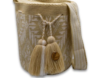 DELUXE Wayuu mochila bag | Large Tradicional | Beige and White Figures