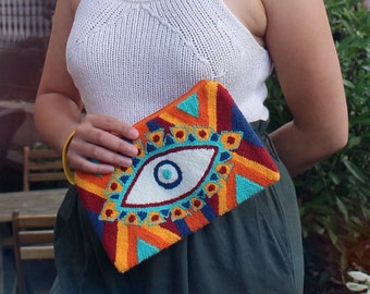 Envelope Clutch with Handle | Wayuu Clutch | Handbag | Women’s Bohemian Clutch Purse | Handmade in Colombia