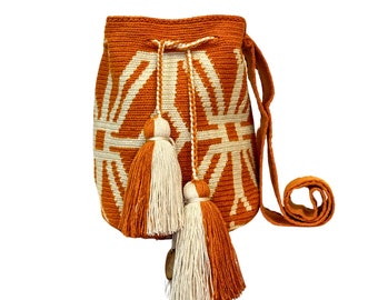 Wayuu mochila bag | Medium Traditional | Solid Strap | Mustard and beige