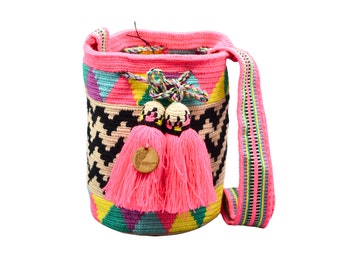 Exclusive Wayuu mochila bag | Medium Woven Crossbody Handmade Gorrito Mochila | Black Zig Zag Pink neon solid strap