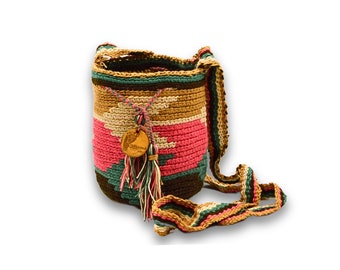 Mini Traditional Wayuu Mochila Bag | Woven Crossbody | Handmade | Boho | Light coral arrows