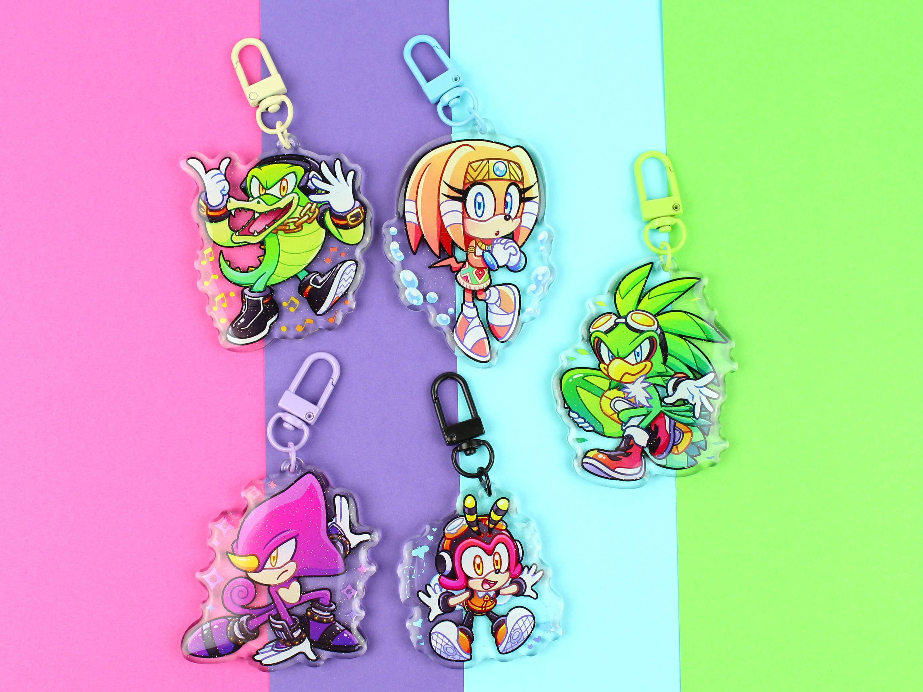 Sonic the Hedgehog Shadow, Knuckles, Tails, Amy, Rouge, Silver, Blaze  Acrylic Charms / Keychain 