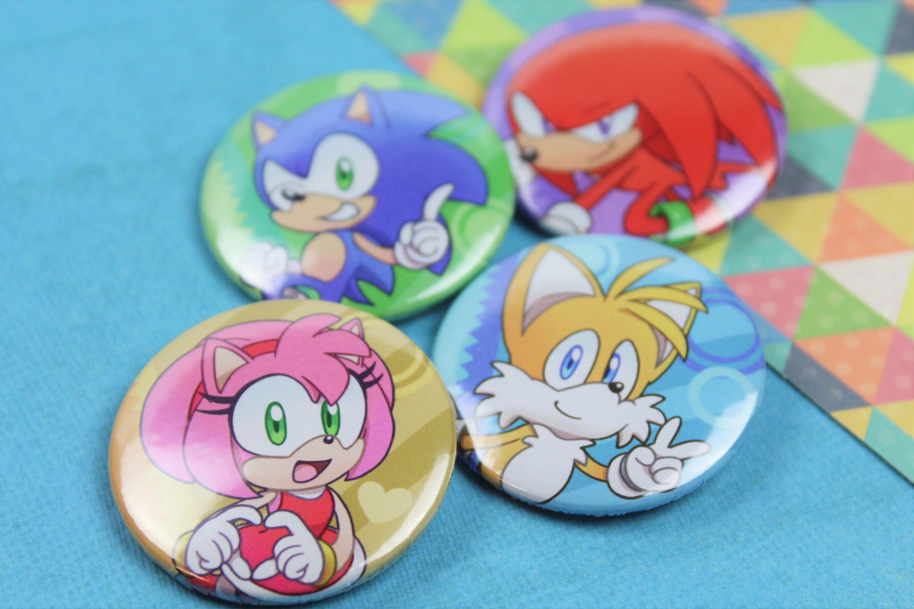 Sonic Tails Knuckles Amy Rose Sonic the Hedgehog Fan Art Sticker Button  Badge Pin 