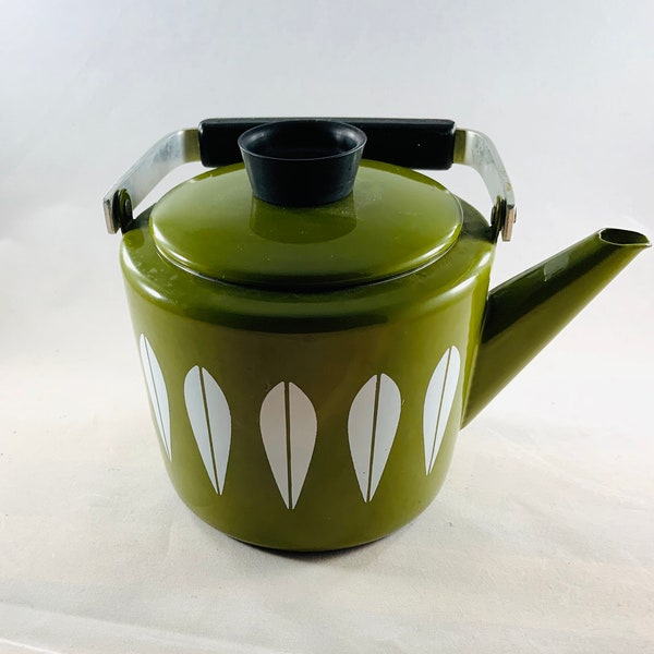 Cathrineholm Lotus Pattern Tea Kettle, Vintage Green Enamel Teapot for Retro Kitchen Decor,  Mid Century Modern Art