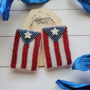 Beaded Puerto Rican Flag with Mother of Pearl Star
