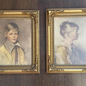 Peter och Charlotte vintageporträtt • Arthur Garratt och Sydney Bell • Guldfärgade träramar • Par väggkonst från 1920-talet
