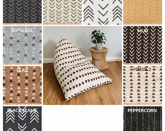 Triangle Bean Bag Chair COVER, Decoración Boho, Off-White y Negro
