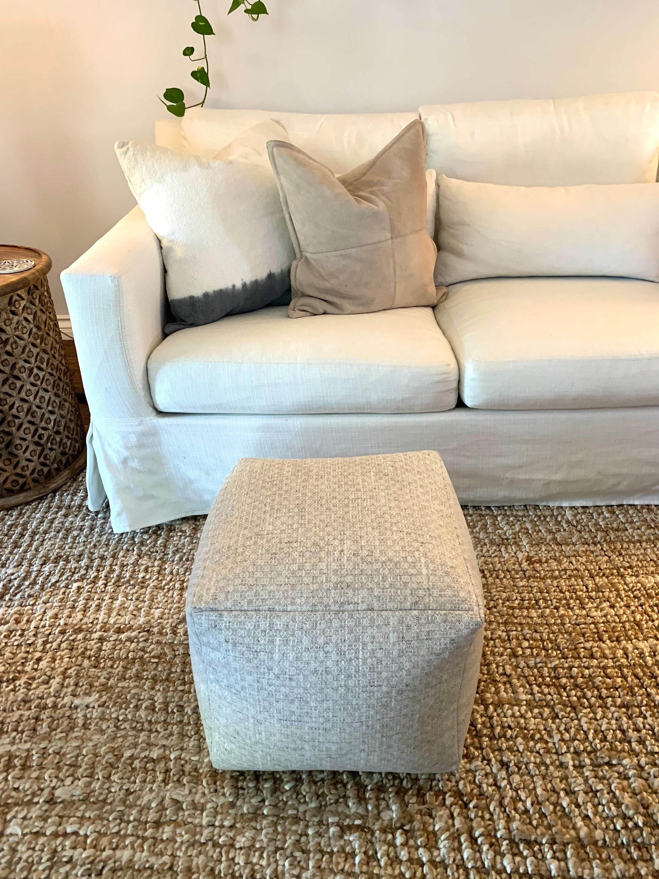 Pouf ottoman 2024 pottery barn