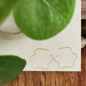 Abstract Art Wire Hoop Earrings/ 14K Gold-Filled/ Sterling Silver/ Handmade Jewelry Gift/ Modern Minimalist/ Statue Star Shape