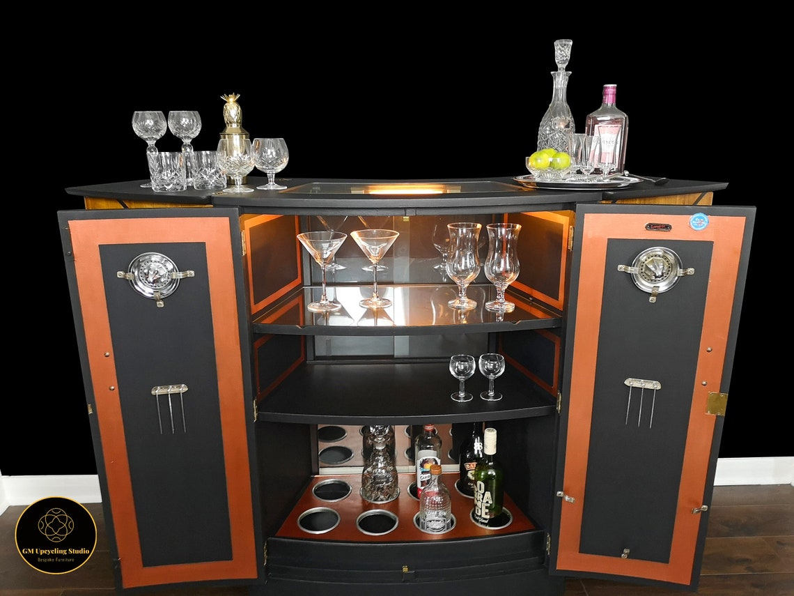 Retro Vintage Drinks Cocktail Bar by Turnidge of Etsy