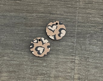 Wild Hearts Circle Wooden Findings Blanks Supplies-1 hole (5pair)