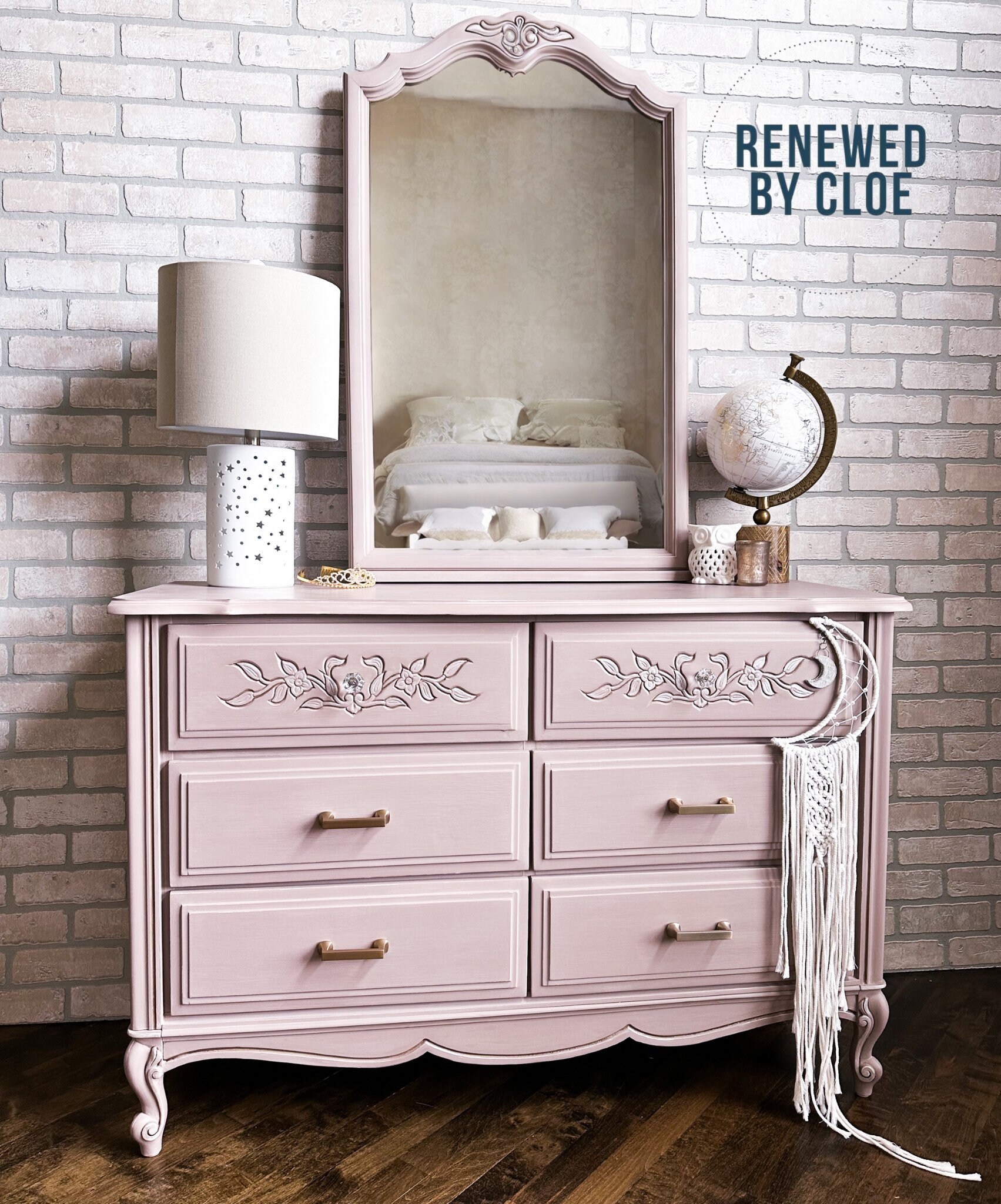 grey and pink dresser ZOHAR Dresser, Pink main image 0