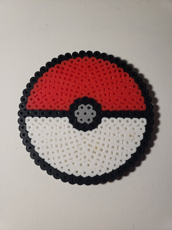 Ultra Ball - Pokeball Perler Bead Pattern, Bead Sprites