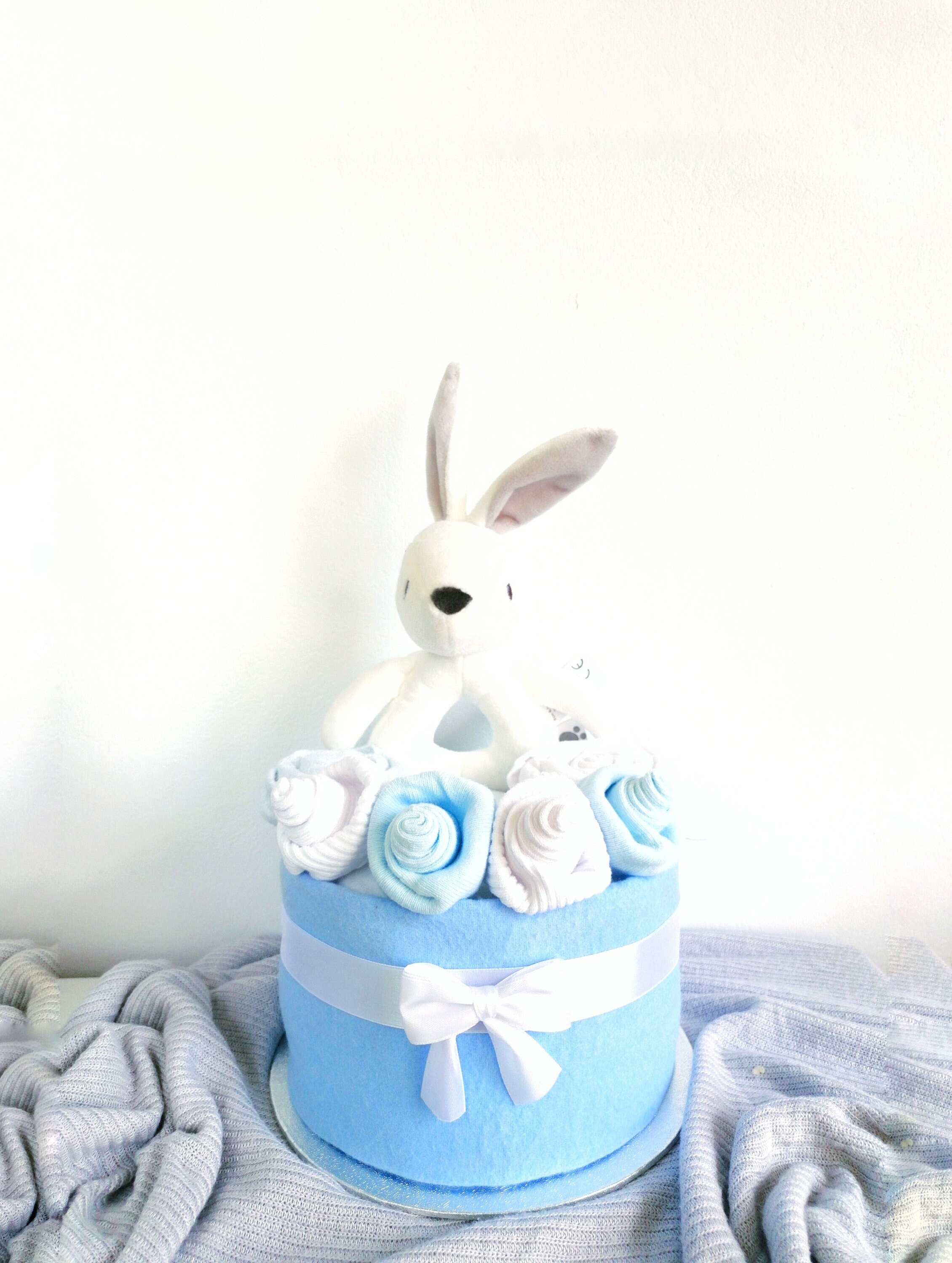 Bunny diaper cake new baby boy gift baby shower table decor maternity gift nappy centerpiece form new mom party baby gift for