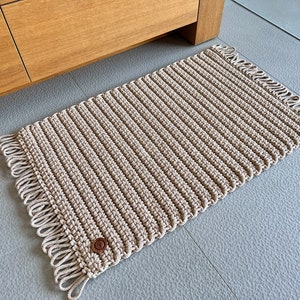 Rectangular crochet rug with fringes, cotton handmade rug, beige bathroom mat, simple string rug image 4