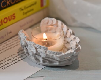 FEATHERED ANGEL WINGS TEA LIGHT CANDLE HOLDER ~ MEMORIAL ORNAMENT~ REMEMBRANCE FEATHERED ANGEL WINGS TEA LIGHT CANDLE HOLDER ~ MEMORIAL ORNAMENT~ REMEMBRANCE