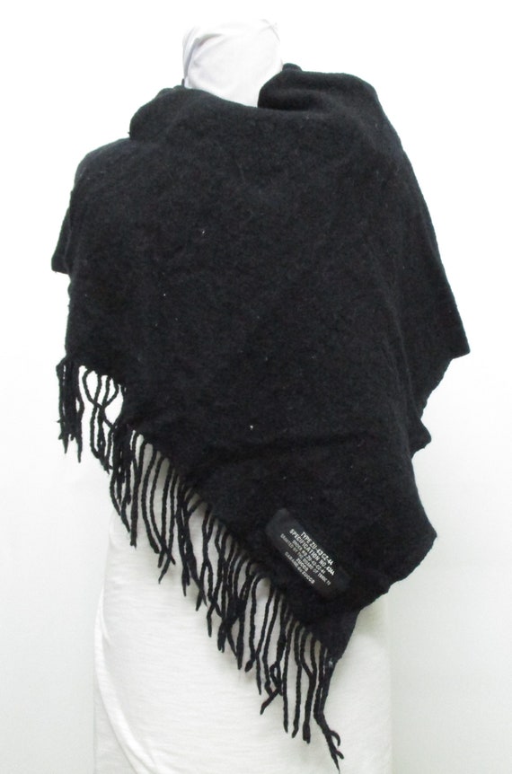 0500 Cabane de Zucca Black Long Rectangle Wool Mu