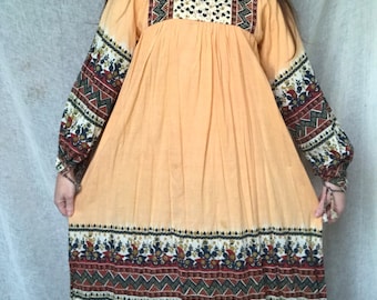 Vestido indio vintage de algodón de los años 70: mangas abullonadas con estampado de bloques, talla mediana