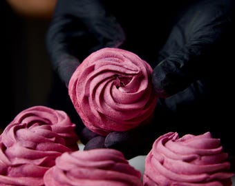 Rose Marshmallow Swirls | Handmade Zephyr Dessert | Floral Meringue Cookies | Edible Gift Box | Luxury Dessert