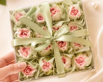 Edible Flowers Gift Box | Handmade Marshmallow Flowers | Luxury Dessert Gift for Her | Tea Party Treat | Floral Birthday Gift