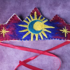 Waldorf verjaardagskroon vilt - zon, maan, sterren