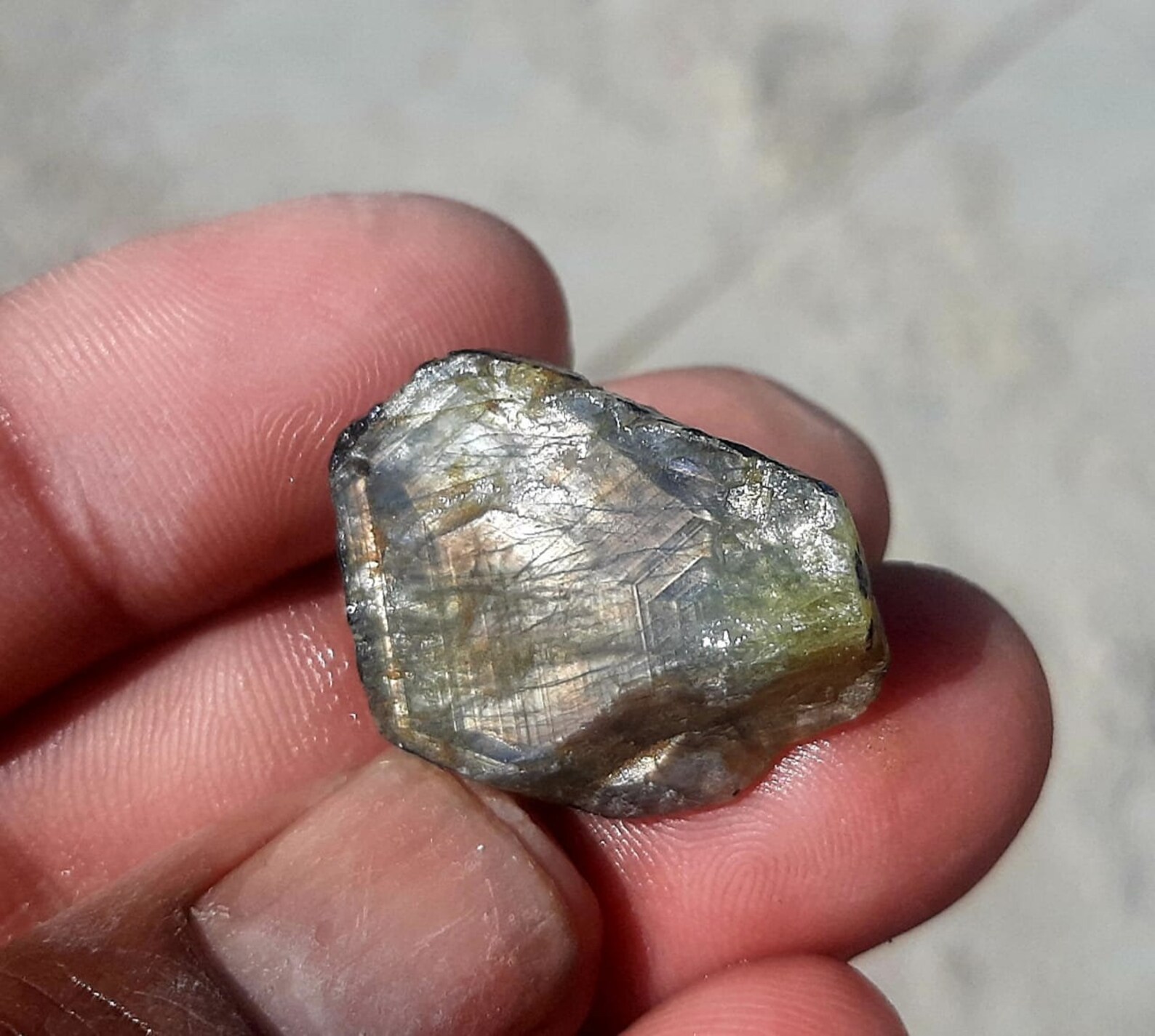 Natural Green Sapphire Raw Mineral Specimen Green Rough Stone | Etsy