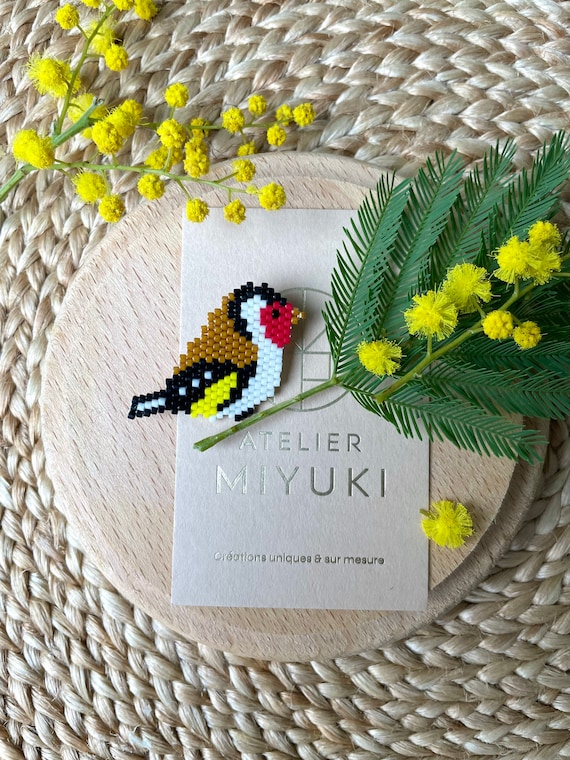 Goldfinch bird brooch - pearl jewelry gift