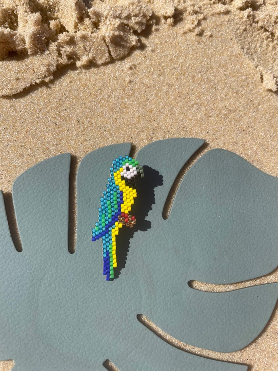 Blue parrot bird brooch - pearl jewelry gift