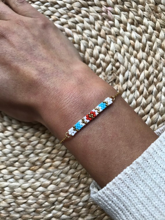 Alice Gold Pearl Bracelet - Pearl Jewelry Gift
