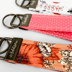 Personalized Key Wristlets, Custom Keychains, Key Fob, Floral Key Fob, Gift for Her, Wristlet Lanyard for Women, Boho Keychain