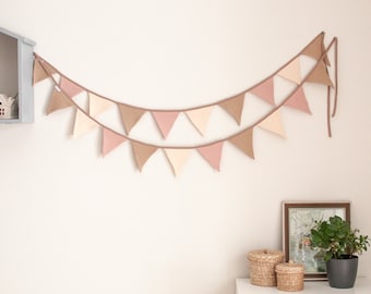 Guirlande de fleurs en mousseline, bannière rose pour chambre d'enfant, guirlande enfant pastel, guirlande de bébé fille, guirlande de drapeaux pour enfant