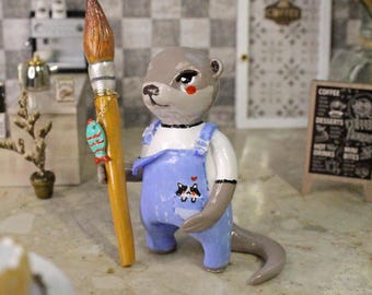 Artist Otter, clay figurine, desk pet, gift for artist, table decor, animal sculpture