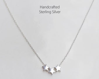 Collier triple étoiles en argent sterling 925, Collier système stellaire, Collier superposé, Mignon, Bijoux de tous les jours, Collier délicat, Anniversaire