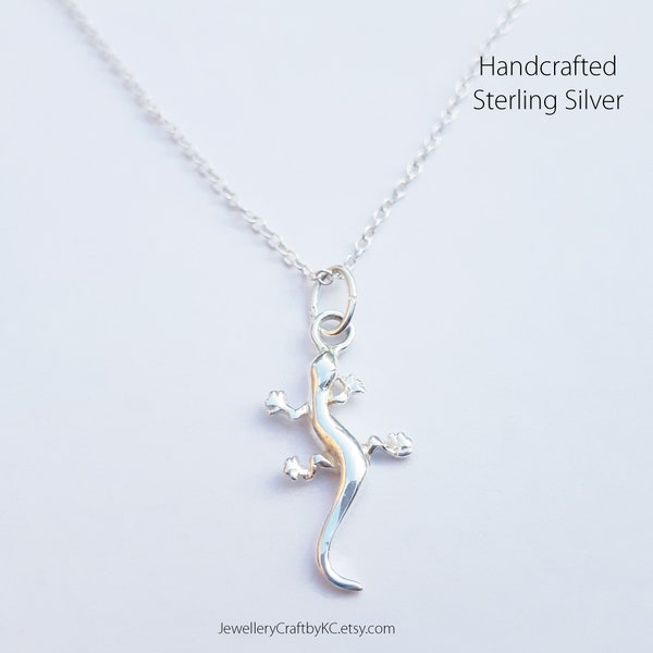 Gecko Charm and Chain 925 Sterling Silver, Lizard Necklace, Layered Necklace, Best Friend, Everyday Jewelry, Simple Necklace, Cute Gift