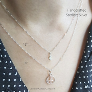 JewelleryCraftbyKC Peace all Sterling Silver Necklace
A symbol of Peace
Peace Necklace 925 Sterling silver, Peace charm, Layered Necklace, Everyday Jewelry, Simple Necklace, Minimalist