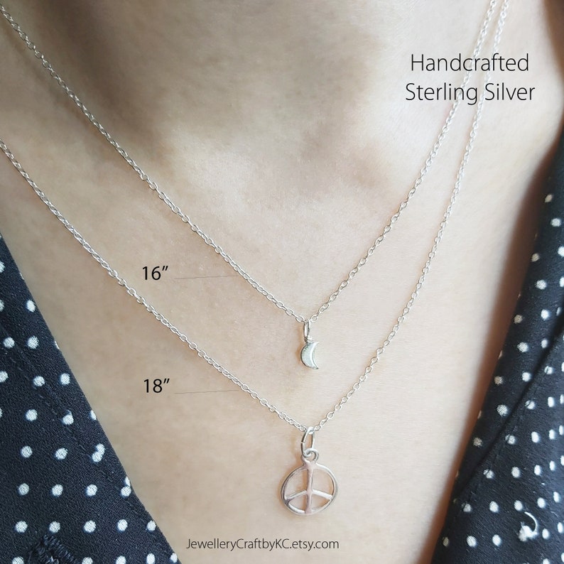 JewelleryCraftbyKC Peace all Sterling Silver Necklace
A symbol of Peace
Peace Necklace 925 Sterling silver, Peace charm, Layered Necklace, Everyday Jewelry, Simple Necklace, Minimalist