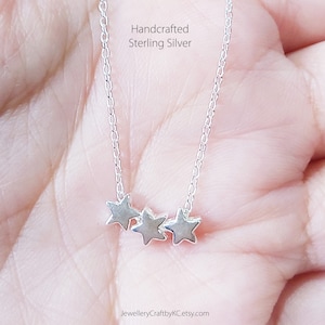 Collier étoiles Trio De Couleurs Acier Inoxydable Doré - NEUF Avec étiquette - Cadeau Tendance