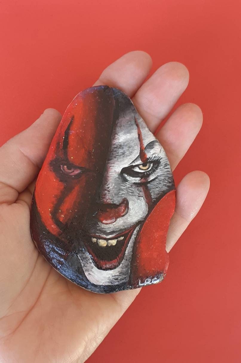 It - horror movie - the clown painted on natural pebble - gift idea for birthdays and holidays - home decor - original horror movie decor