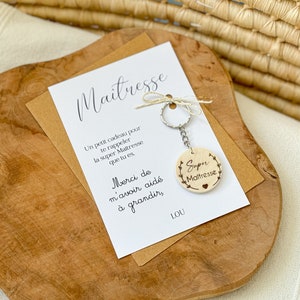 Carte merci maitresse personnalisée & porte-clé en bois - cadeau maitresse