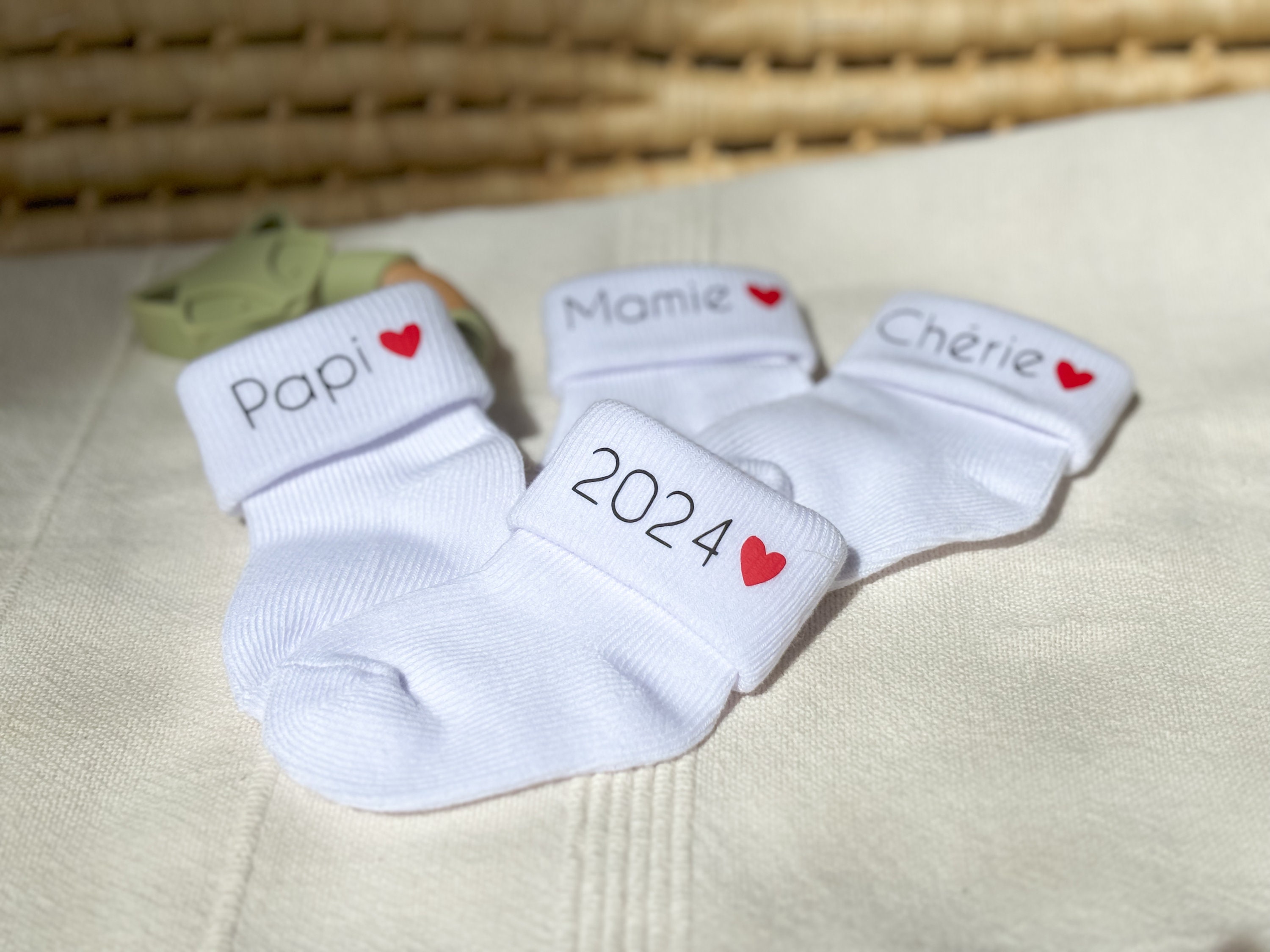 Chaussettes Bébé : Annonce De Grossesse Surprise, Cadeau Idéal Pour