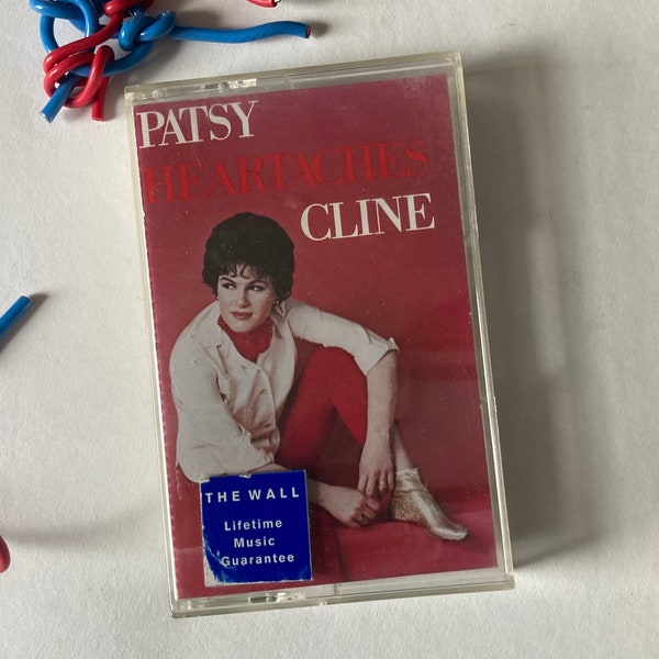 Patsy Cline ‘Heartaches’ collected on an MCA audio cassette.