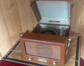 Needs Work! - Zenith™ Cobra-Matic phonograph-er.