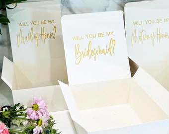 Bridesmaid Gift Box, Bridesmaid Proposal Box, Bridesmaid Gifts Will You Be My Bridesmaid, Maid of Honor Proposal Empty Personalized Gift Box