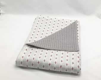 Babydecke/Kuscheldecke/Sommerdecke/Waffelpiquédecke/Baumwollstoff und Waffel-Piqué Öko-Tex Zertifiziert/Geschenk/Kinderwagendecke